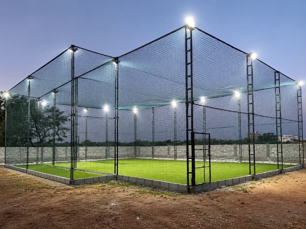 Box Stadium Nets - Outdoor Cricket Turf Enclosure